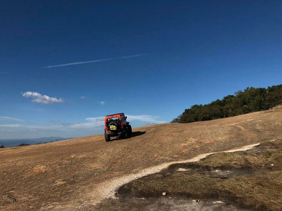 Imagem adrenalama-pedra-grande